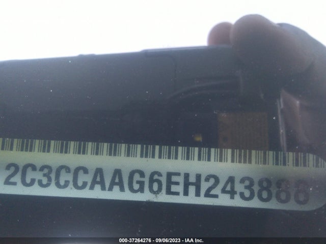 Chrysler 300 2014 2C3CCAAG6EH243888 Image 9