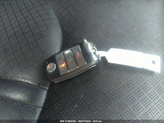 5XXGU4L32JG197365 KIA OPTIMA EX