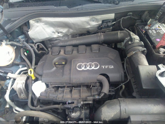 WA1ECCFS7JR027873 Audi Q3 Premium/sport Premium