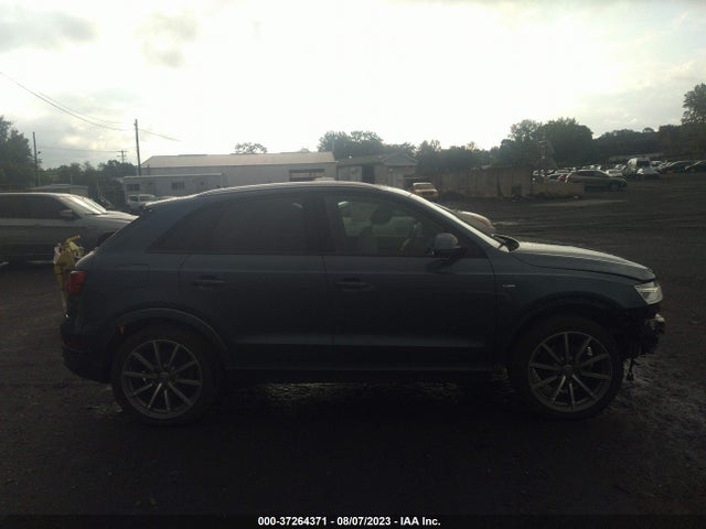 WA1ECCFS7JR027873 Audi Q3 Premium/sport Premium