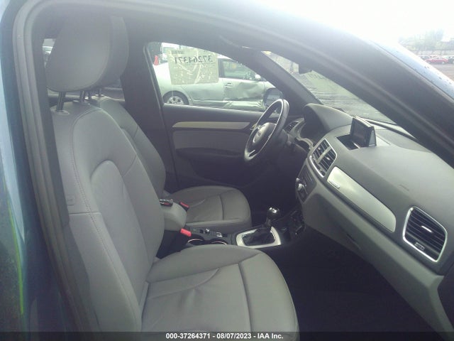WA1ECCFS7JR027873 Audi Q3 Premium/sport Premium