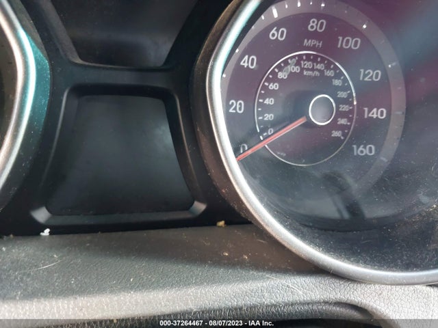 2012 HYUNDAI ELANTRA GLS VIN: 5NPDH4AE7CH150464