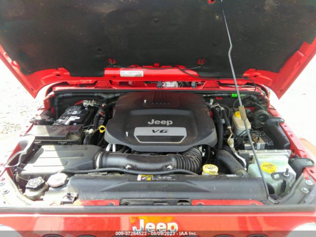 1C4BJWEG6HL552871 Jeep Wrangler Unlimited Sahara
