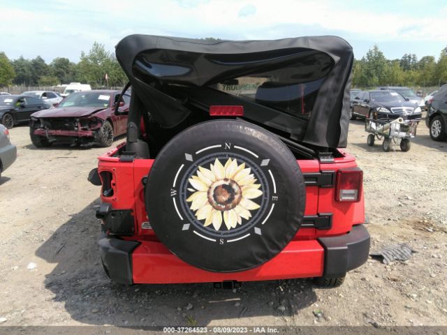1C4BJWEG6HL552871 Jeep Wrangler Unlimited Sahara