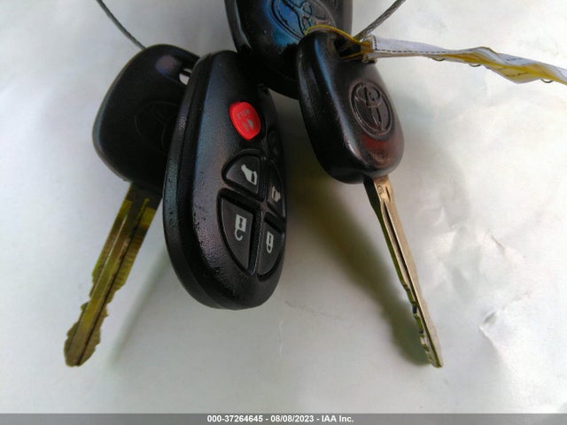 2012 TOYOTA SIENNA XLE AAS/XLE/LTD VIN: 5TDYK3DC6CS269513