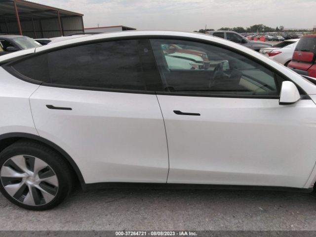 5YJYGDEE8MF145563 Tesla Model Y Long Range
