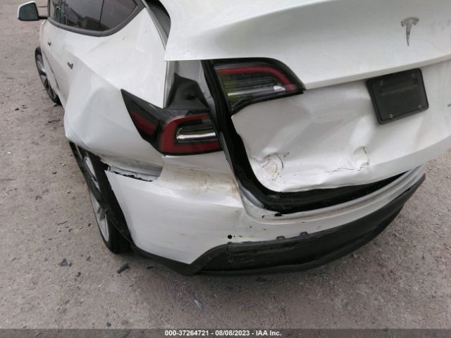 5YJYGDEE8MF145563 Tesla Model Y Long Range