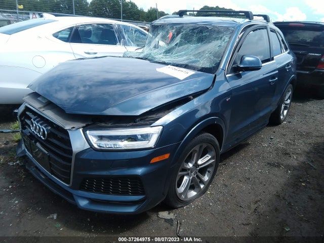 WA1JCCFS8JR029730 Audi Q3 Premium Plus