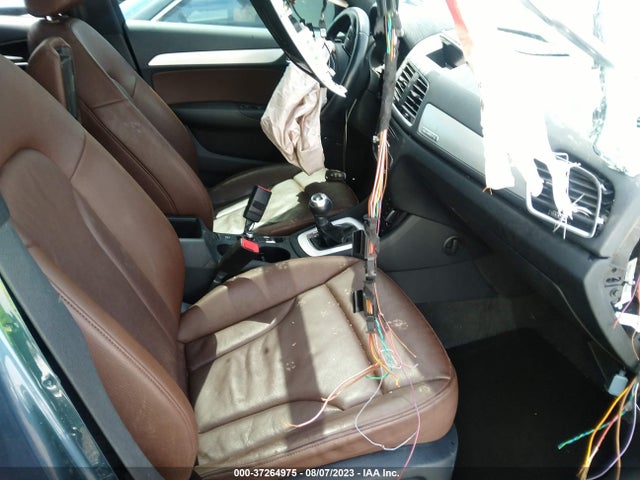 WA1JCCFS8JR029730 Audi Q3 Premium Plus