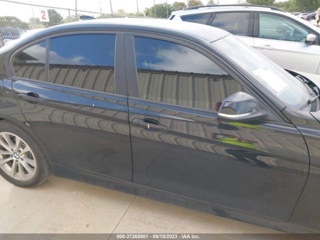 WBA8E1G57JNU90949 BMW 3 Series 320i