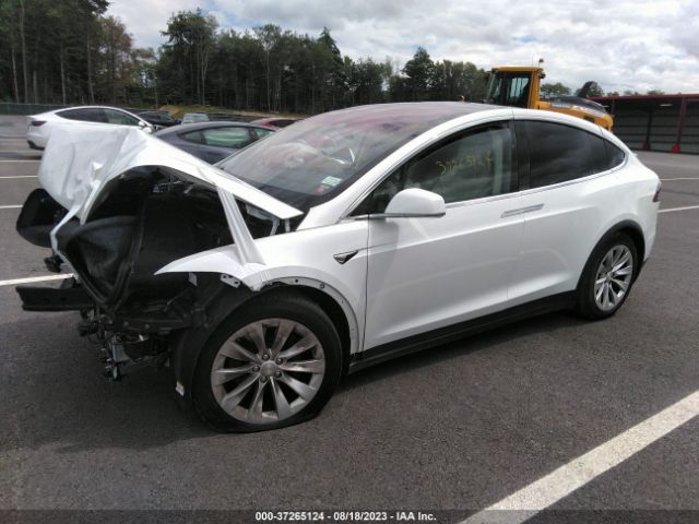5YJXCDE28JF136001 Tesla Model X 75d/100d/p100d
