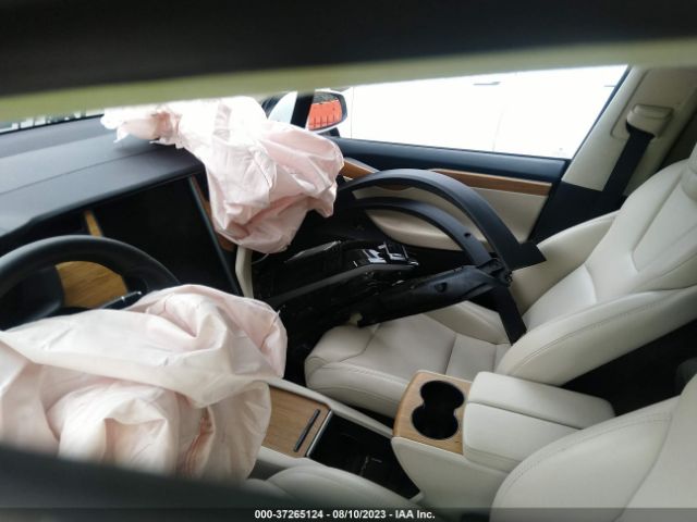 5YJXCDE28JF136001 Tesla Model X 75d/100d/p100d