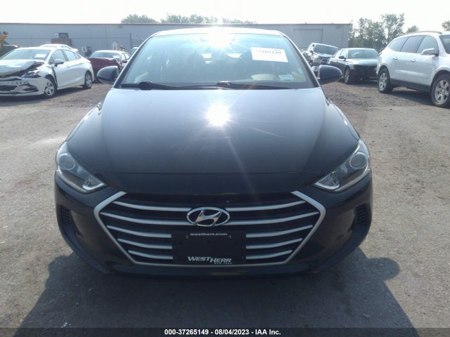 2018 HYUNDAI ELANTRA SE VIN: 5NPD74LF8JH239028