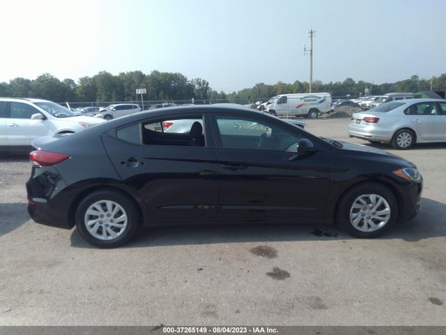 2018 HYUNDAI ELANTRA SE VIN: 5NPD74LF8JH239028