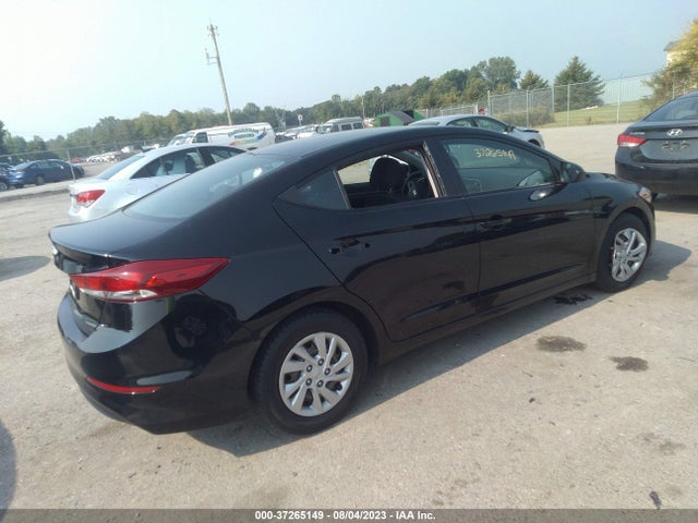 2018 HYUNDAI ELANTRA SE VIN: 5NPD74LF8JH239028