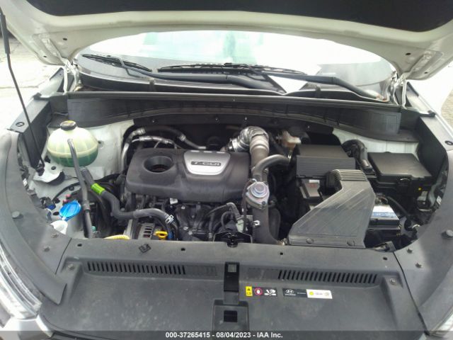 KM8J33A26HU568184 Hyundai Tucson Value