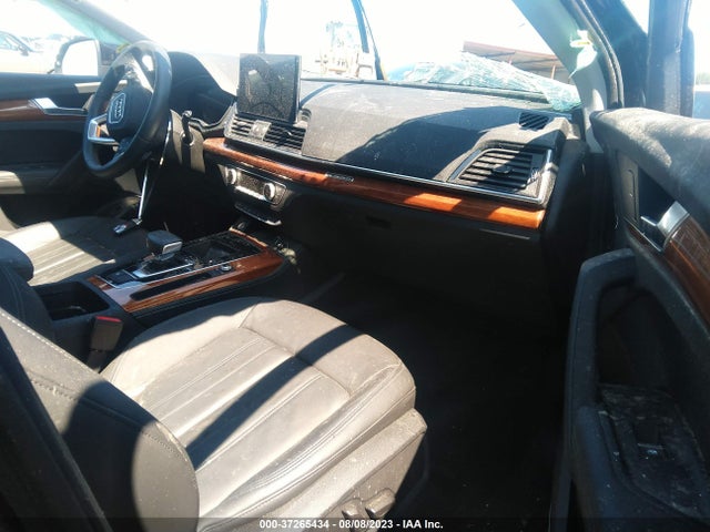 WA1BAAFY6M2086847 Audi Q5 Premium Plus