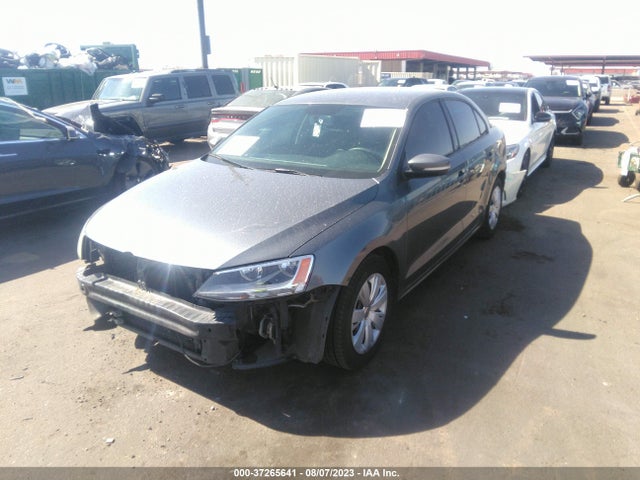 3VWD17AJ4EM241513 Volkswagen Jetta Sedan Se