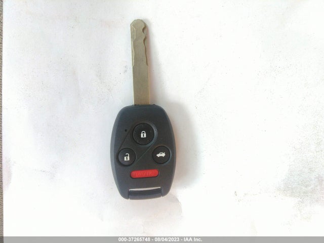 2005 HONDA ACCORD SDN LX VIN: 1HGCM56475A138226