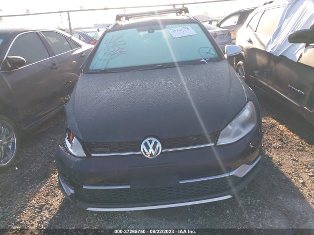 3VWH17AU8HM536226 Volkswagen Golf Alltrack S/se/sel