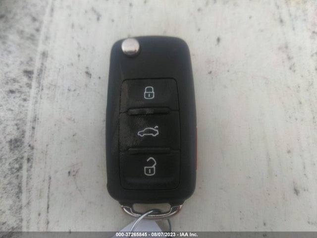 3VW3A7AJXFM291149 Volkswagen Jetta Sedan 2.0l Tdi Sel