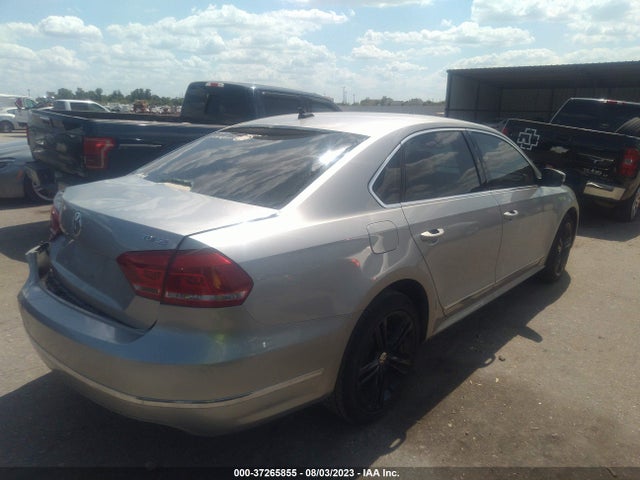 1VWBN7A30EC080639 Volkswagen Passat Tdi Se W/sunroof & Nav