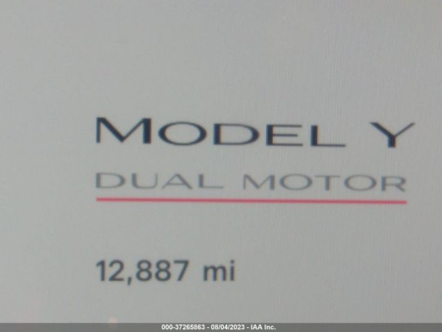 7SAYGDEF5NF558151 Tesla Model Y Performance