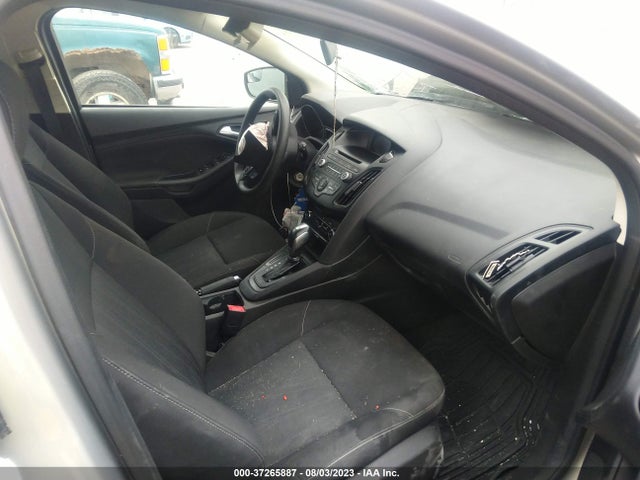 2016 FORD FOCUS SE VIN: 1FADP3K2XGL269277