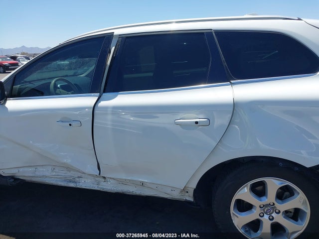 2013 VOLVO XC60 3.2L VIN: YV4952DL2D2373153