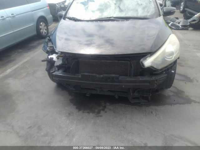 KNAFX4A60E5209665 KIA FORTE LX