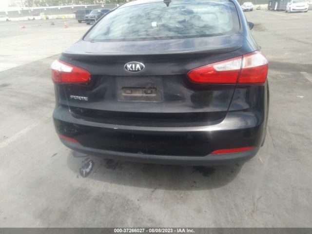 KNAFX4A60E5209665 KIA FORTE LX