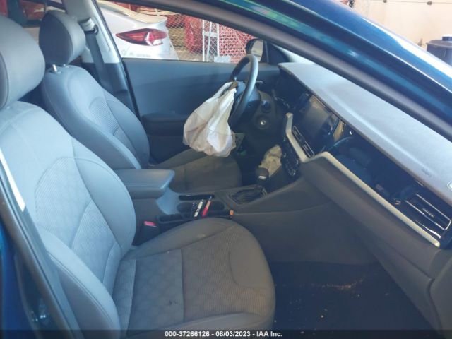 KNDCB3LC4M5464268 KIA NIRO LX