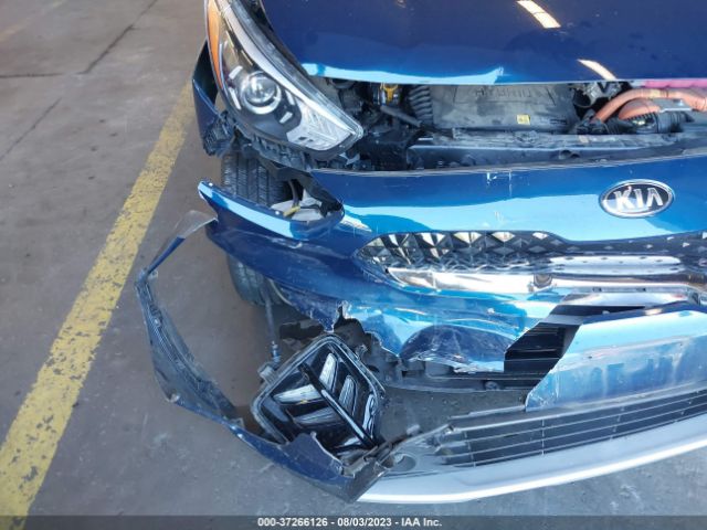 KNDCB3LC4M5464268 KIA NIRO LX