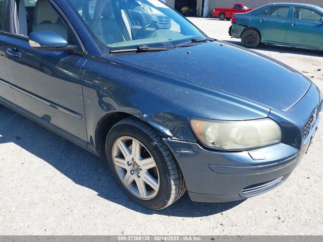 2006 VOLVO S40 2.4L VIN: YV1MS390362183482