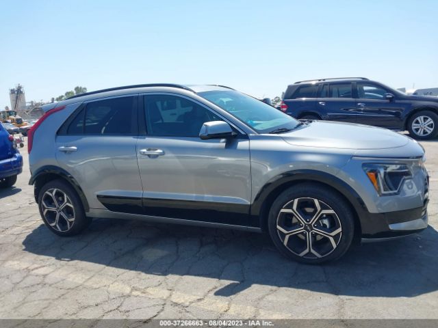 KNDCR3LE9P5043888 KIA Niro Ex Touring