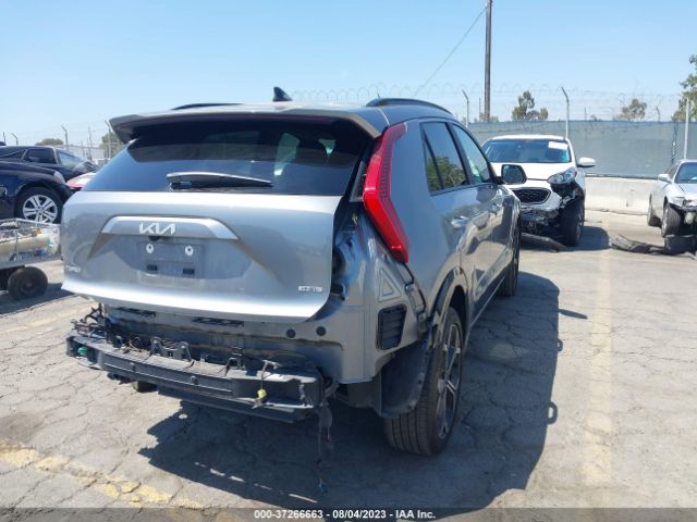 KNDCR3LE9P5043888 KIA Niro Ex Touring