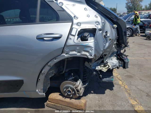 KNDCR3LE9P5043888 KIA Niro Ex Touring