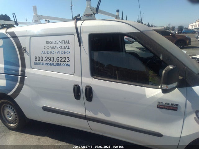 RAM Promaster City Cargo Van Tradesman 2016 ZFBERFAT7G6B64124 Image 13