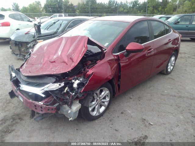 Chevrolet CRUZE LT 2019 1G1BE5SM8K7107212 Image 2