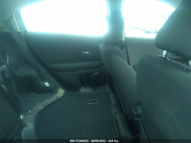 Honda HR-V LX 2020 3CZRU6H34LM714576 Image 8