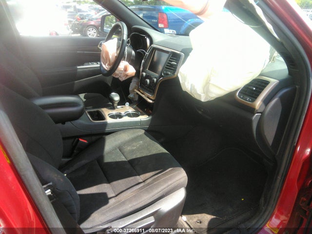 1C4RJEAG4FC220228 Jeep Grand Cherokee Laredo