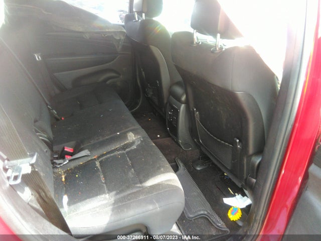 1C4RJEAG4FC220228 Jeep Grand Cherokee Laredo