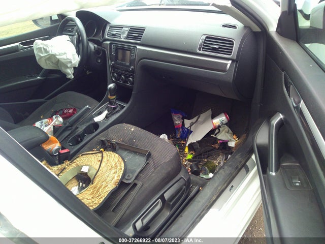 1VWAS7A39GC064012 Volkswagen Passat 1.8t R-line