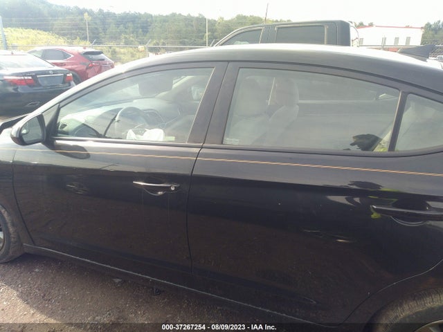 Hyundai ELANTRA SE 2017 5NPD84LF2HH003238 Image 7