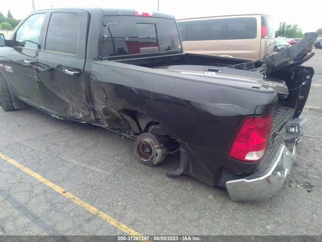 3C6RR7LT9GG185187 RAM 1500 Big Horn
