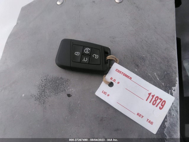 3VWE57BU8KM207586 Volkswagen JETTA SEL
