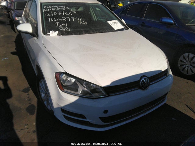 3VW117AU8GM033375 Volkswagen Golf Tsi S