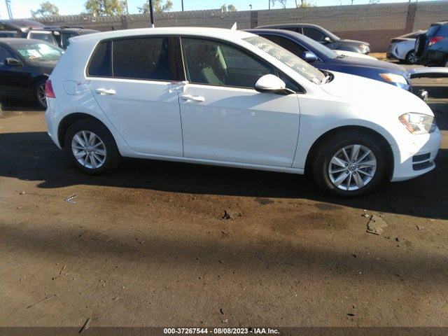 3VW117AU8GM033375 Volkswagen Golf Tsi S