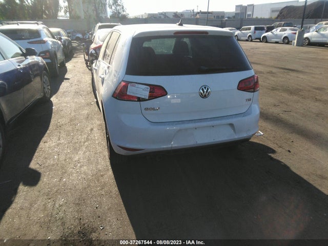 3VW117AU8GM033375 Volkswagen Golf Tsi S