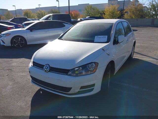 3VW117AU8GM033375 Volkswagen Golf Tsi S